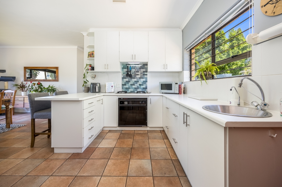 3 Bedroom Property for Sale in Paradyskloof Western Cape